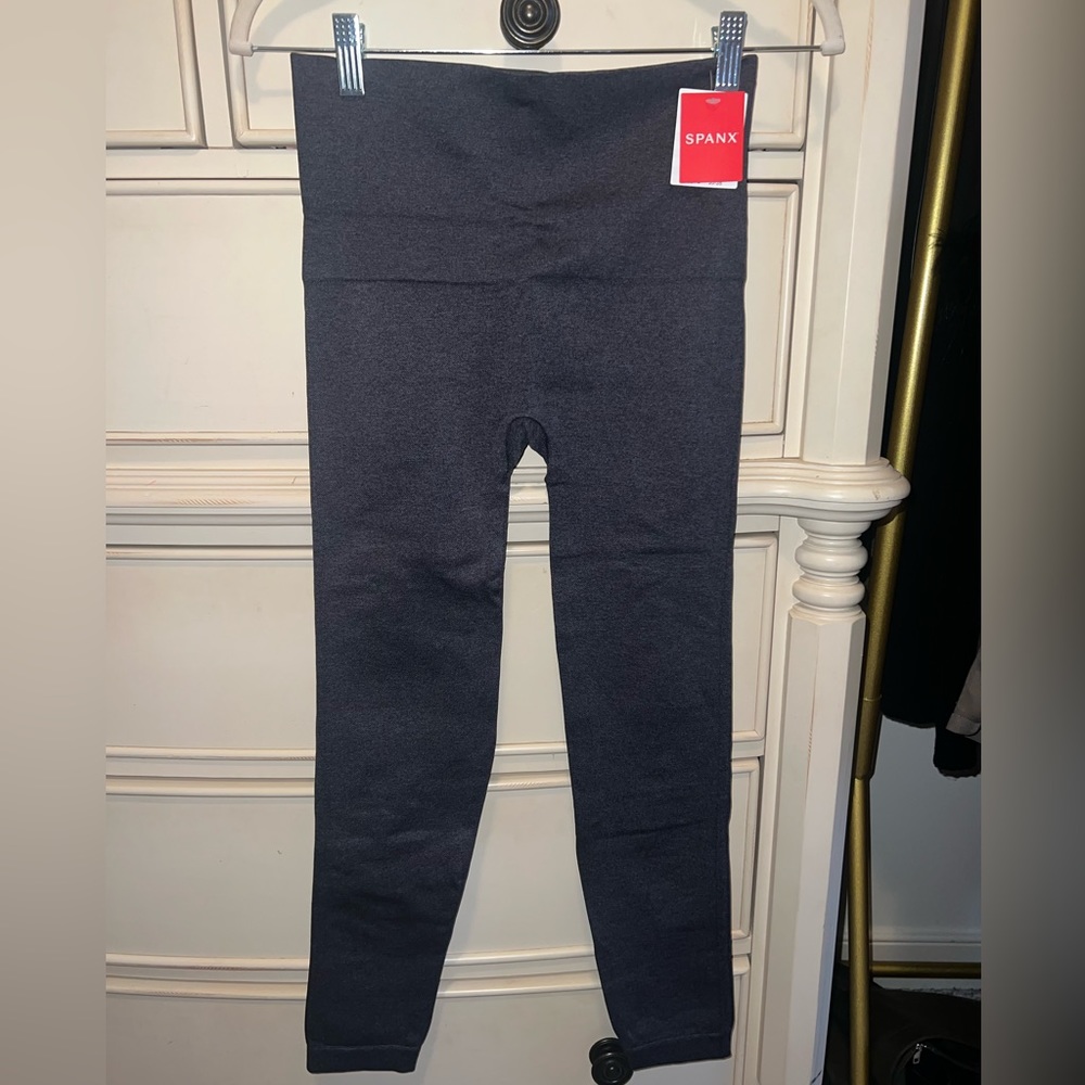 Spanx Look at Me Now Seamless Legging